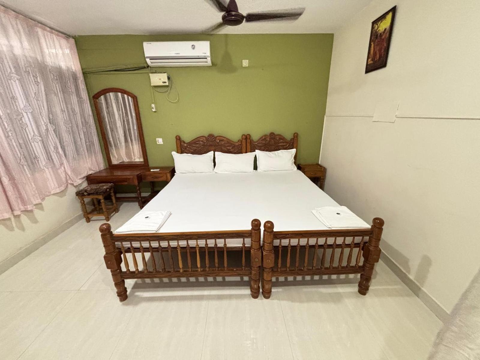 Akshay Beach Resort Varkala Exterior photo